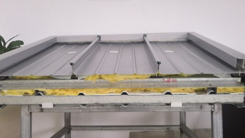 在加盟聚氨酯防水涂料时，要关注以下性能指标：